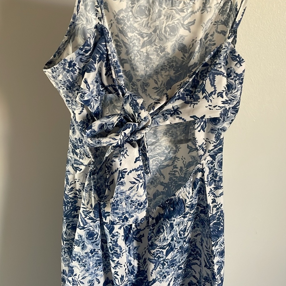 SHEIN Floral Mini Dress - Picture 4 of 7
